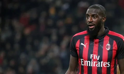 "Cậu ấy có khả năng bao sân cực tốt, Chelsea nên để mắt tới cậu ấy"
