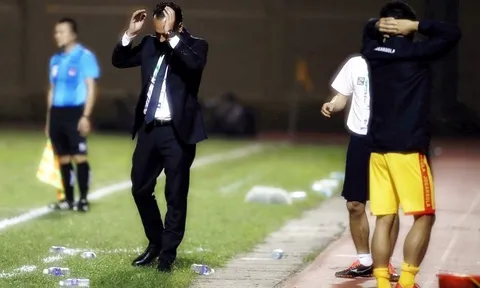 Bạn có biết vì sao HLV “khủng” nhất V-League từ thua đến thua?