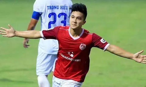 Bạn đã hiểu vì sao Martin Lo bị “ngộp” tại V-League?