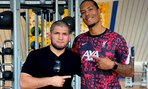 Bạn thân Ronaldo gặp Van Dijk ở Dubai