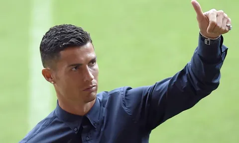 Báo Đức tiết lộ sự thật "khủng" giữa Cristiano Ronaldo với Nike