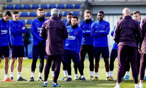 Barca bật đèn xanh, "Xavi 2.0" đếm ngày đến Gã khổng lồ?