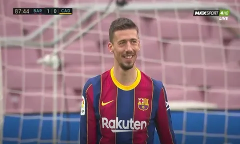 Barca mất điểm, CĐV nổi điên vì nụ cười của Clement Lenglet