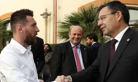 Bất mãn dồn dập, Messi dọn đồ rời Barca là vừa!