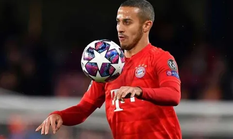 Bayern hủy diệt Chelsea, CĐV Liverpool cầu xin đội nhà mua một cái tên