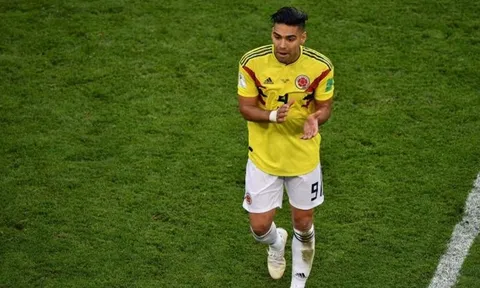 Bế tắc với Higuain, AS Roma nhắm “mãnh hổ” Colombia