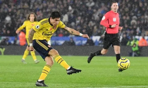 Trả Moses về Chelsea, Inter Milan hỏi mua “cơn lốc” của Arsenal