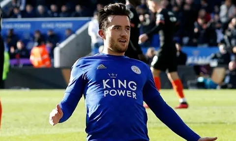 Bị đối thủ hét giá, Chelsea gặp khó với "bom tấn" cánh trái