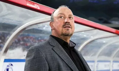 Benitez gọi điện, hàng loạt ứng viên từ chối Newcastle