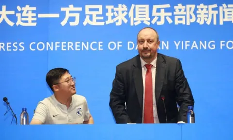Benitez uy nghi ra mắt tại xứ tỷ dân