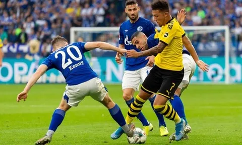 Berbatov buông lời "sấm truyền" về trận Dortmund - Schalke