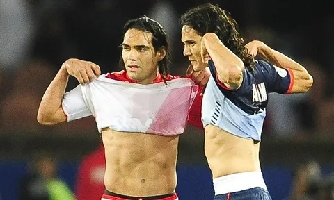 Bị gọi là 'Falcao mới', Cavani đã chứng minh mình là Teddy Sheringham của M.U