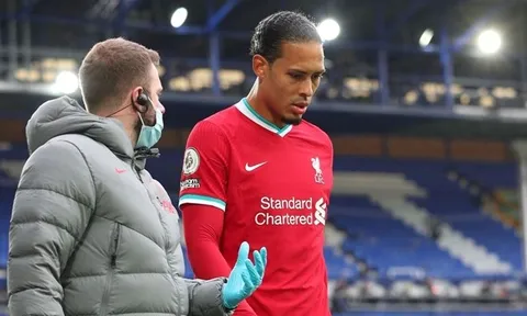 Bị Man Utd vượt mặt, Liverpool rục rịch tìm người thay Van Dijk