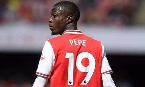 Bị Pepe chiếm suất đá chính, 'nạn nhân' Arsenal phán câu xanh rờn