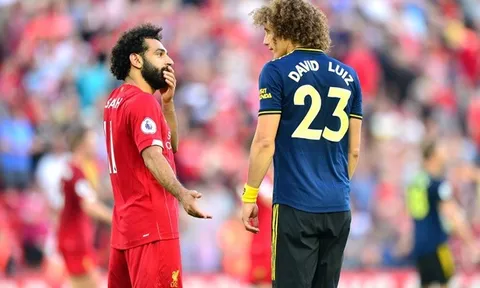 Bị Salah 'hành xác', Luiz nói một lời cay đắng về VAR