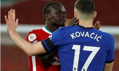 Bị sút thẳng mặt, Mane điên tiết đòi tẩn Kovacic ngay trên sân