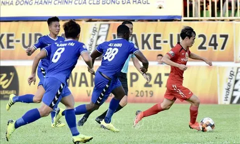Bình Dương đối đầu HAGL: Trận cầu '6 điểm' cho tấm vé trụ hạng