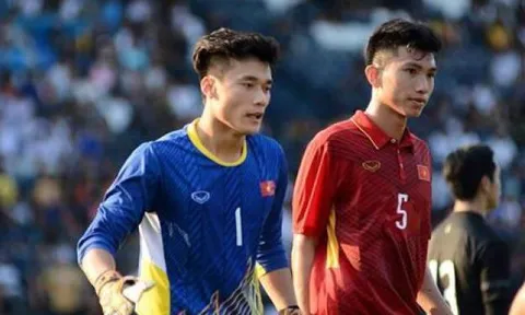 Bùi Tiến Dũng muốn Đoàn Văn Hậu làm 1 điều khi sang Hà Lan thi đấu