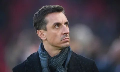 Bỏ quên Man Utd, Neville chỉ tên 3 ngôi sao đẳng cấp thế giới ở NHA