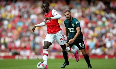 'Bom tấn' Arsenal ra sân đấu Liverpool không? Emery có câu trả lời
