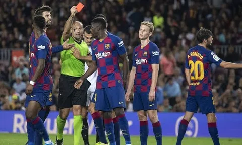 "Bom tấn" Barca và tương lai ngờ vực không lối thoát