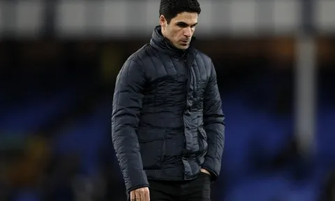 'Nạn nhân' của Arteta kiểm tra y tế, rời Arsenal ngay trong chợ Đông