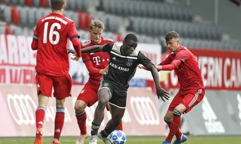 Overmars xác nhận, Ajax mất 'Lukaku mới' cuối mùa này