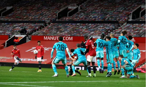 Cavani tăng độ khó, Bruno 'vẽ quả pen' siêu phẩm nhấn chìm Liverpool