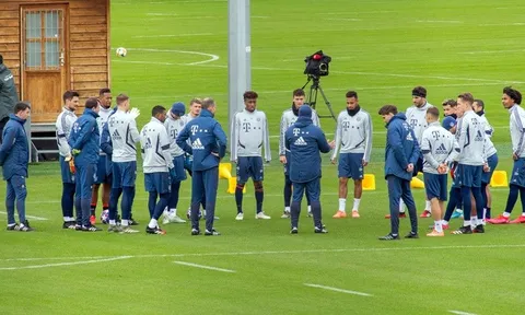 Bundesliga trở lại, Bayern đổi ngay hình thức tập luyện