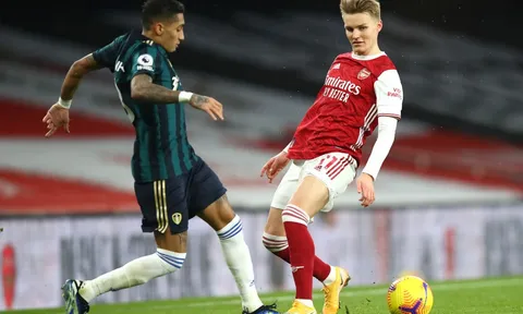 “Các cầu thủ Arsenal phớt lờ Odegaard”