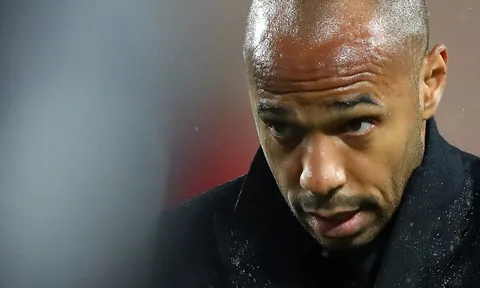 Cãi lời Wenger, Henry nhận quả đắng nhãn tiền