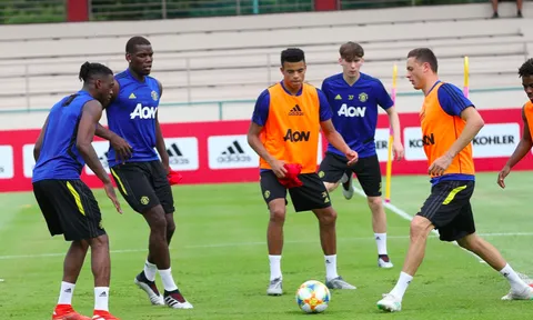 Căng sức gấp đôi thời Mourinho, Man Utd của Solskjaer sẽ phản tác dụng?
