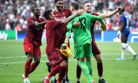 13 hình ảnh ấn tượng nhất vòng 2 EPL: Man Utd "chết lặng" bởi Neves