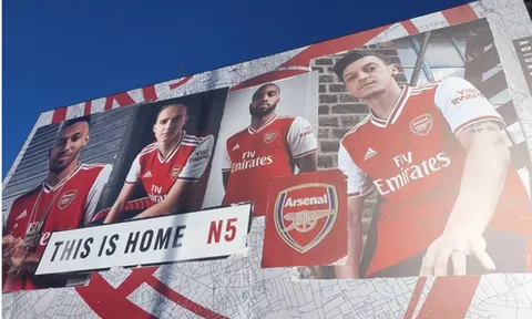 Arsenal quảng cáo rầm rộ cho "bộ cánh" mới mùa giải 2019/2020
