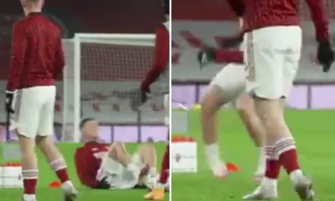 Sao trẻ Arsenal hét thất thanh vì chấn thương quá đau đớn
