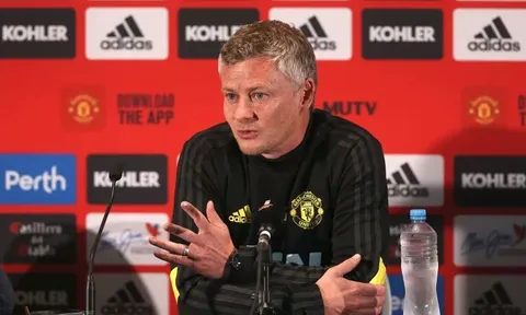 Quên Longstaff và Fernandes, đây mới là tiền vệ sáng tạo Man Utd nên mua nhất