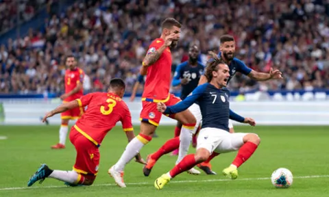 Griezmann đá hỏng 11m lần thứ 2, Pháp thắng 3-0 Andorra
