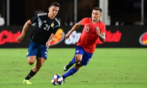 Messi vắng mặt, Sanchez mất tích, Argentina hòa nhạt Chile