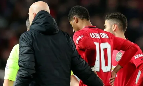 XONG! Solskjaer báo tin thảm họa, Man Utd ngồi trên 'đống lửa'