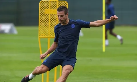 Thủ quân Chelsea: "Tôi phải làm điều đó để giúp họ"