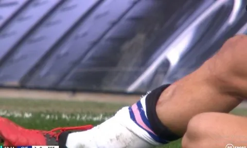 Mượn Haaland, nhược tiểu Ligue 1 khiến PSG muối mặt