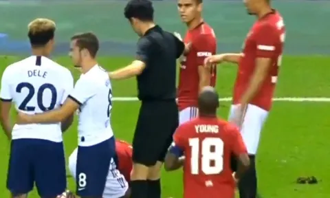 SỐC! Sao Spurs "triệt hạ" Wan-Bissaka, Pereira đòi ăn thua đủ