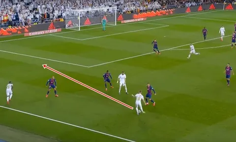 'Kroos bảo tôi cứ chạy đi, đừng sợ...'