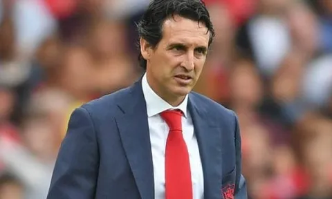 "Cậu ấy nên thấy bị xúc phạm bởi đề nghị từ Arsenal, 1 sự coi thường ghê tởm"