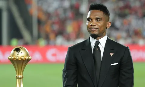 "Cậu ấy phải giành Quả bóng vàng vì tiệm cận với Lionel Messi"
