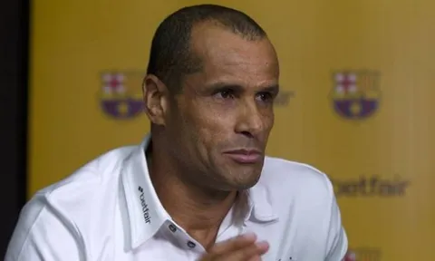 "Cậu ấy phải xin lỗi các CĐV Barcelona"