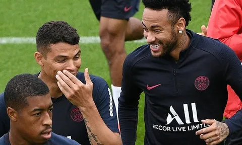 "Cậu ấy sẽ ở lại Paris Saint-Germain"