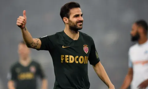"Cậu ấy sinh ra để chơi cho Real Madrid"