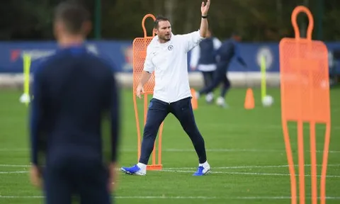 Cầu thủ 'đáng thương' nhất Chelsea chuẩn bị có màn ra mắt mùa giải