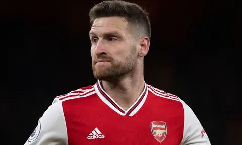 CĐV Arsenal: "Hậu vệ tốt nhất của chúng ta; Ông vua; Cậu ấy như tân binh vậy"